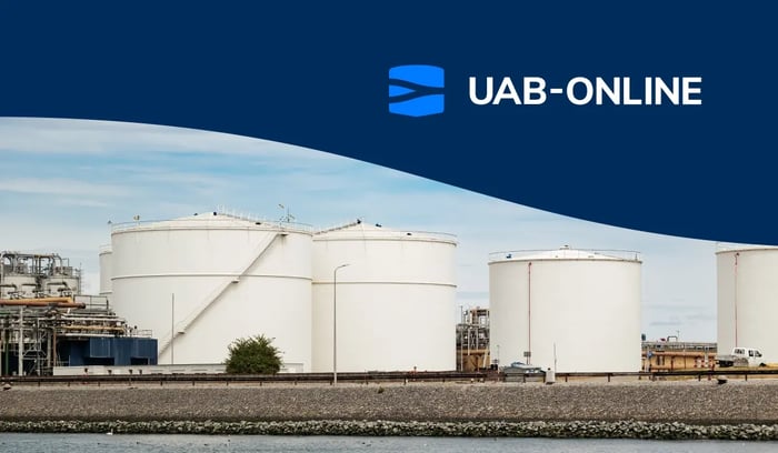 Liquid Bulk Cargo: Key Types, Transport Methods and Safety Tips