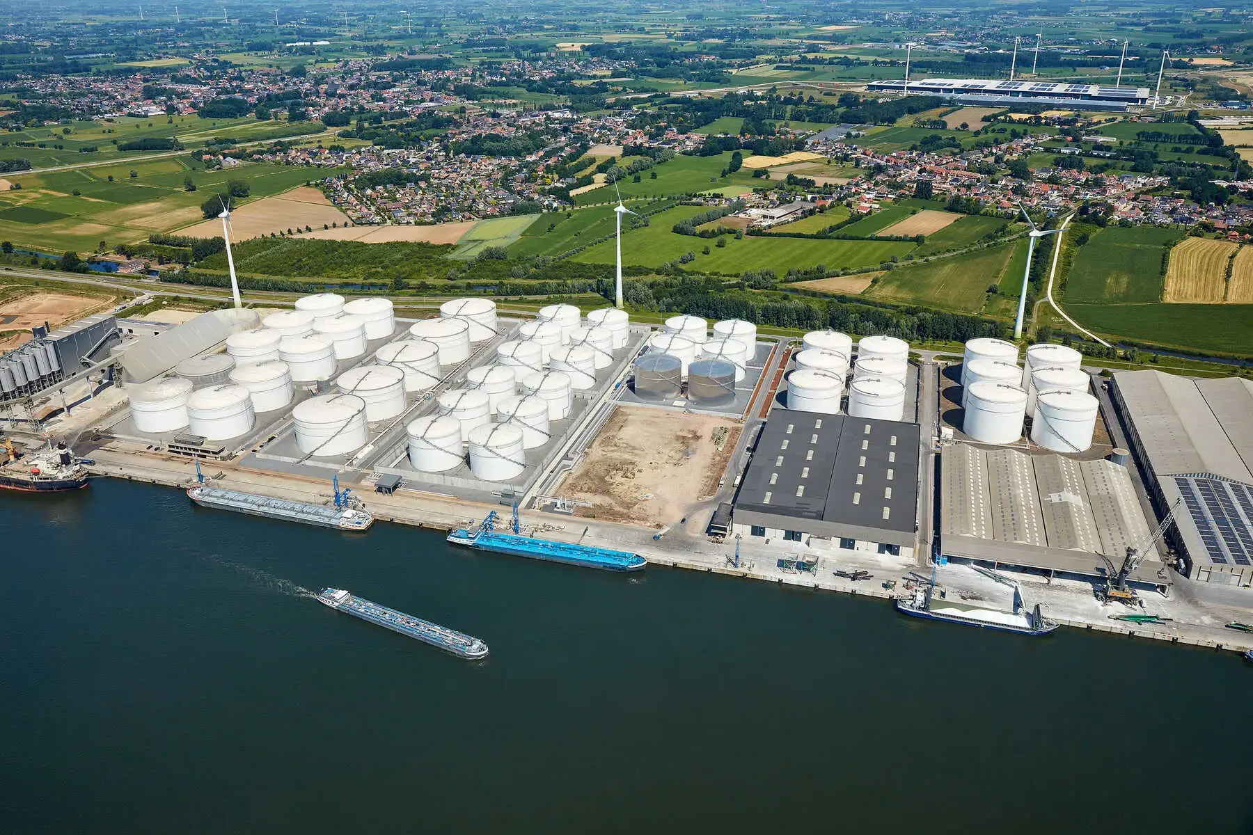 Kluizendok-Tank-Terminals-Gent