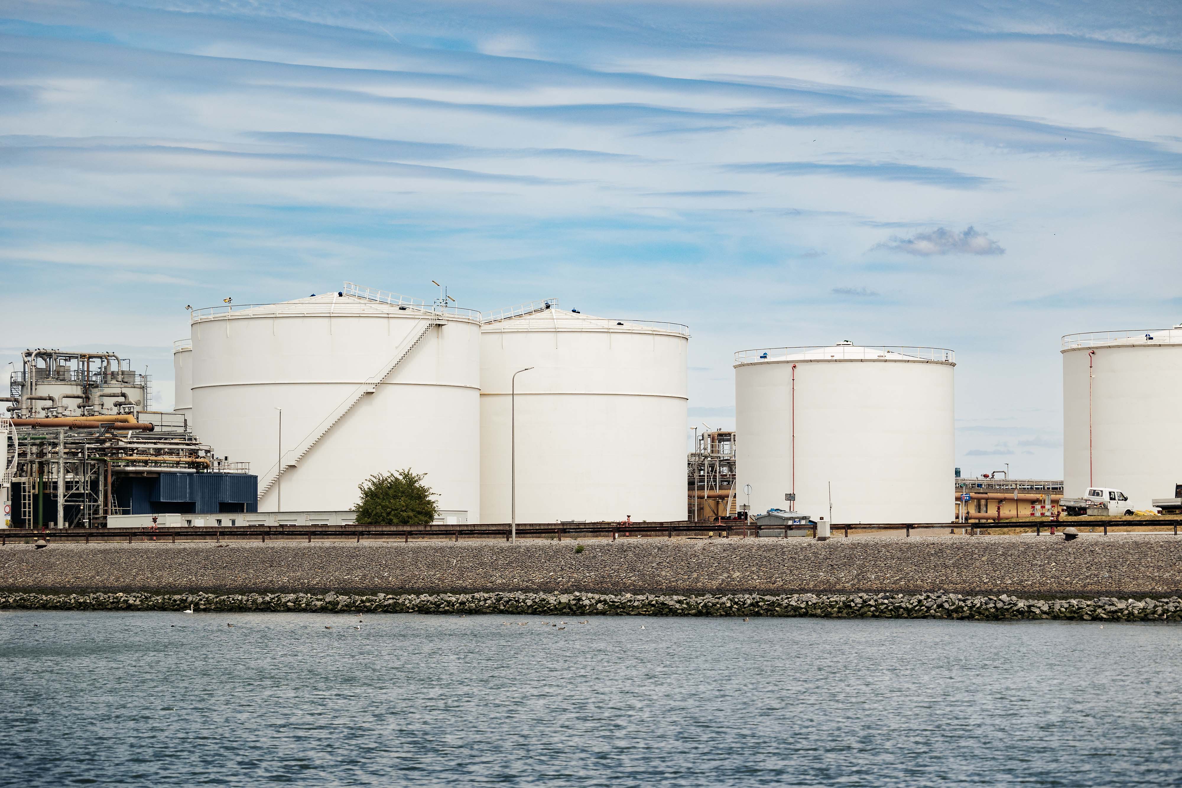 Optimaliseer Uw Natte Bulk Operaties Met UAB Online Optimaliseer Uw Natte Bulk Operaties Met UAB Online